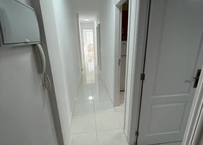 아파트 Casa Con Terraza En La Plazuela *